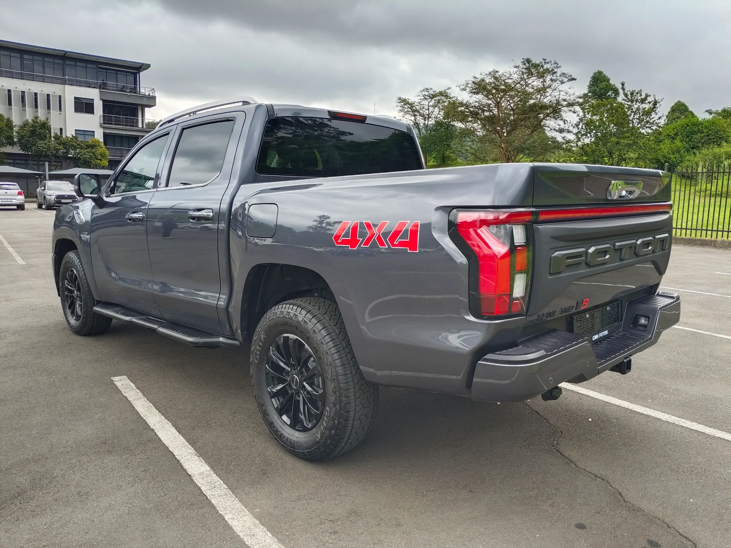 Foton Tunland V9 Rear Side View