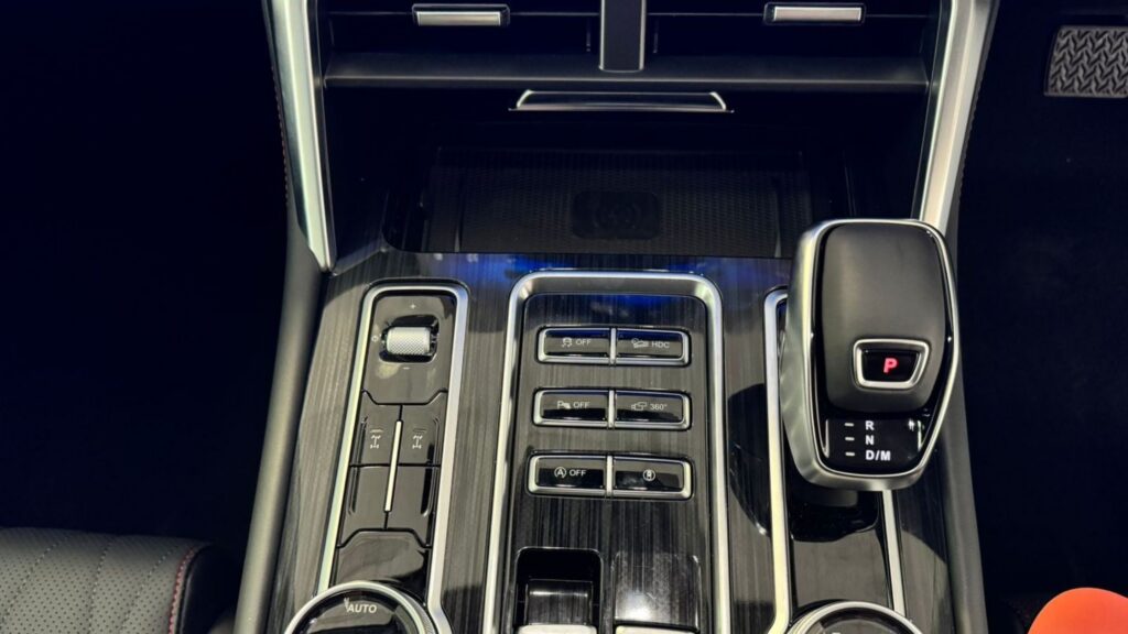 Foton Tunland V9 Intelligent Safety Driver Assist technologies