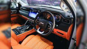 Foton V9 front interior and dashboard